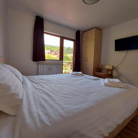 Villa C House Buşteni Esterno foto