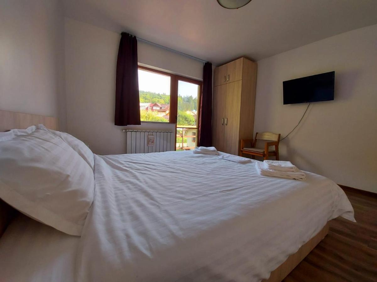 Villa C House Buşteni Esterno foto