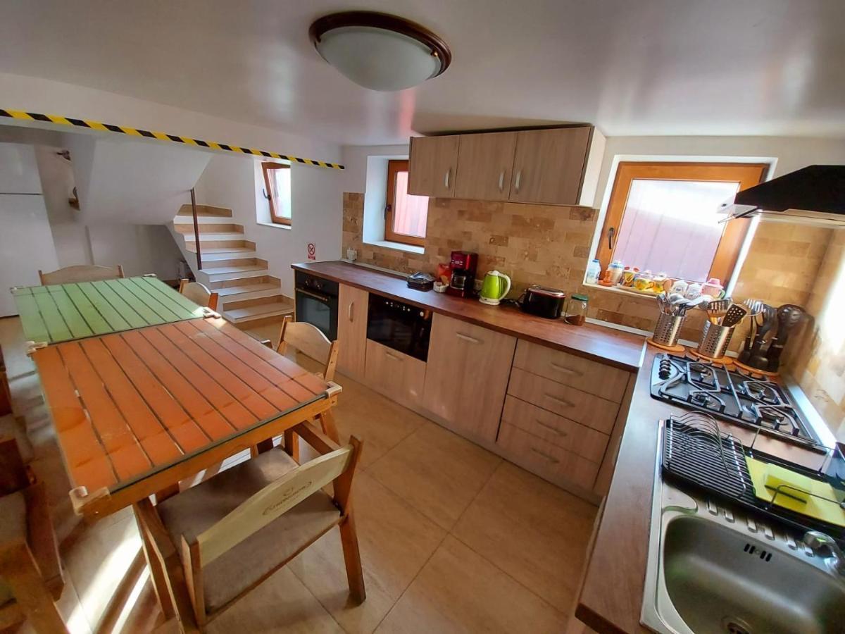 Villa C House Buşteni Esterno foto